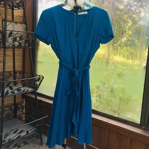 Alice + Olivia Mock Wrap Dress 👗